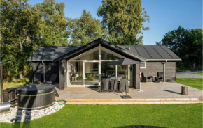 Cozy Home In Grenaa With Kitchen in Grenå